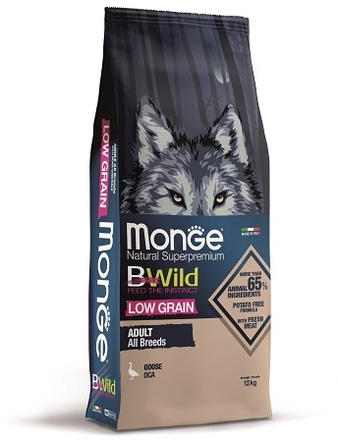 Корм для собаки Monge BWild LOW GRAIN низкозерновой из мяса гуся для взрослых собак всех пород, мешок 2,5 кг